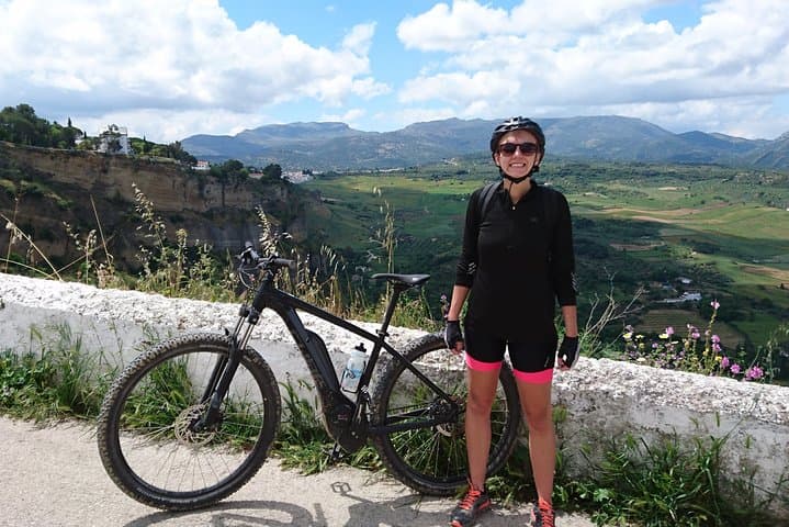 E-Bike Setenil Circular: 41km Easy Ride from Ronda to the Cavehouses photo 4