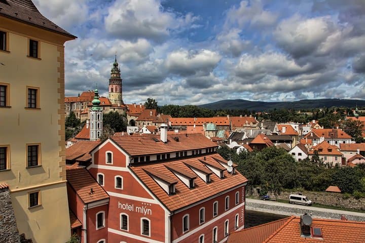 Photographing Cesky Krumlov: A 90-Minute Local-Led Insta Walk photo 3