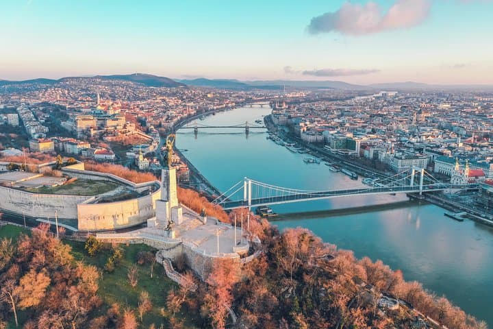 Private Budapest Walking Tour with Guided Szechenyi Thermal Bath Experience