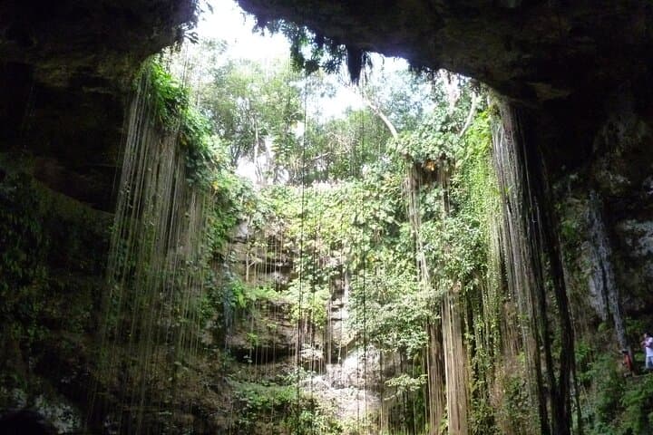 Chichén Itzá Private Experience — Cenote Swim, Valladolid & Guided Ruins Tour