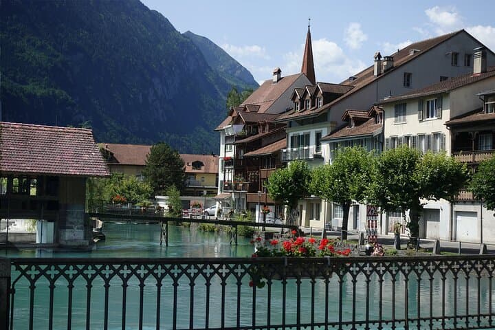 Bernese Oberland in a Day: Interlaken, Grindelwald & Lauterbrunnen Daytrip from Lucerne photo 4