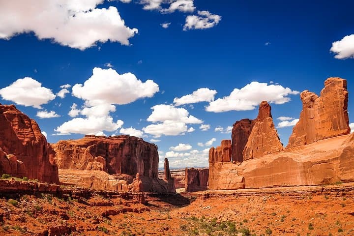 Discover Moab in a Day: Arches, Canyonlands & Dead Horse Point Tour photo 5