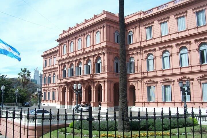 Walking Buenos Aires: From Colonial Streets to Modern Puerto Madero photo 2
