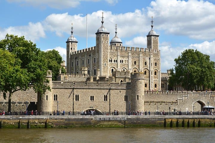 Private Guided London Highlights Walking Tour: Westminster to the Tower in One Day photo 6