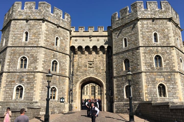 Shore Excursion from Southampton to Windsor Castle — Private Half-Day Tour