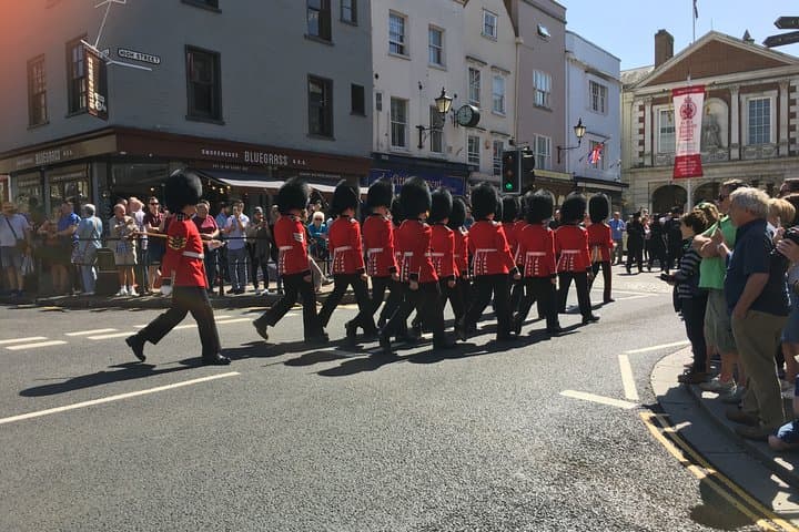 Shore Excursion from Southampton to Windsor Castle — Private Half-Day Tour photo 3