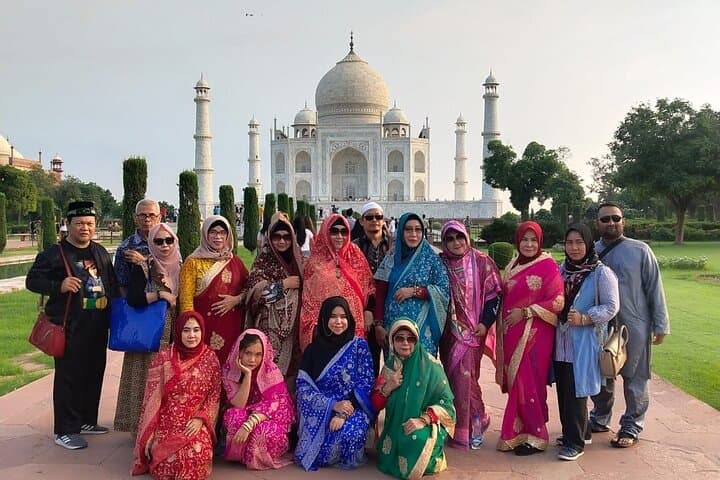 Golden Triangle 3-Day Tour: Delhi, Agra & Jaipur Cultural Road Trip