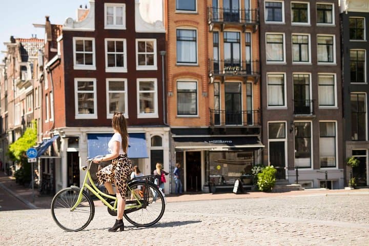 Anne Frank Private Bike Tour — Amstel Ride & River Quarter History by Bike