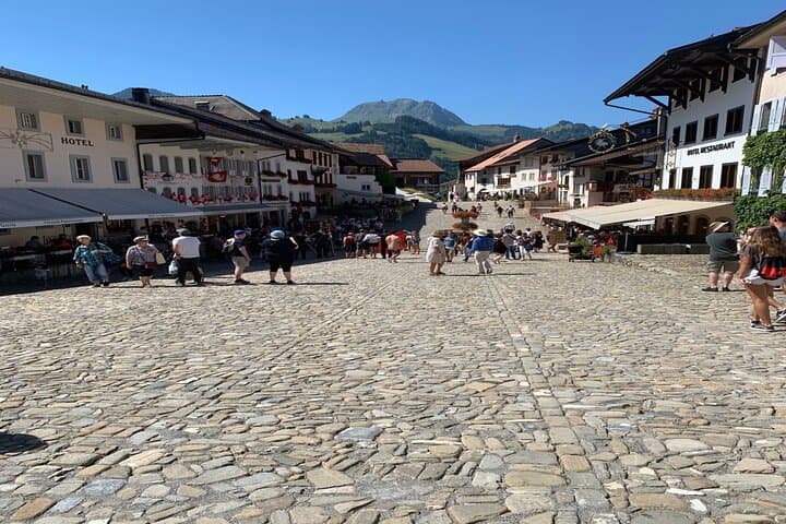 Gruyères Castle, Cheese & Cailler Chocolate Day Trip from Zurich photo 2