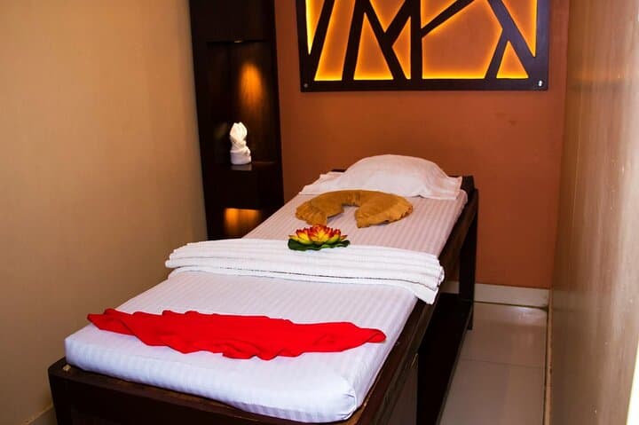 Relaxing 2-Hour Full-Body Massage & Spa Package in Kathmandu photo 5