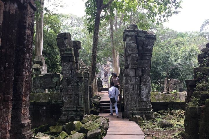 Banteay Chhmar Day Trip from Siem Reap: Explore Jayavarman VII's Remote Temple photo 2
