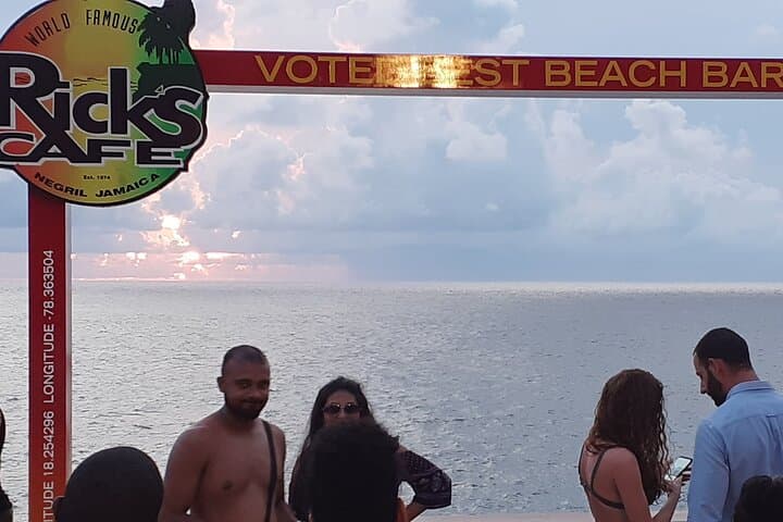 Negril Hilite: Rick's Cafe Sunset, Seven Mile Beach & Hummingbird Garden Tour photo 4