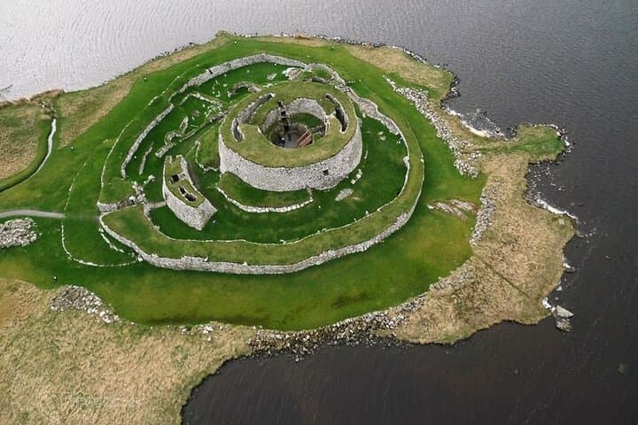 Lerwick Full-Day Private Tour: Clickimin Broch, Scalloway & Hay's Dock