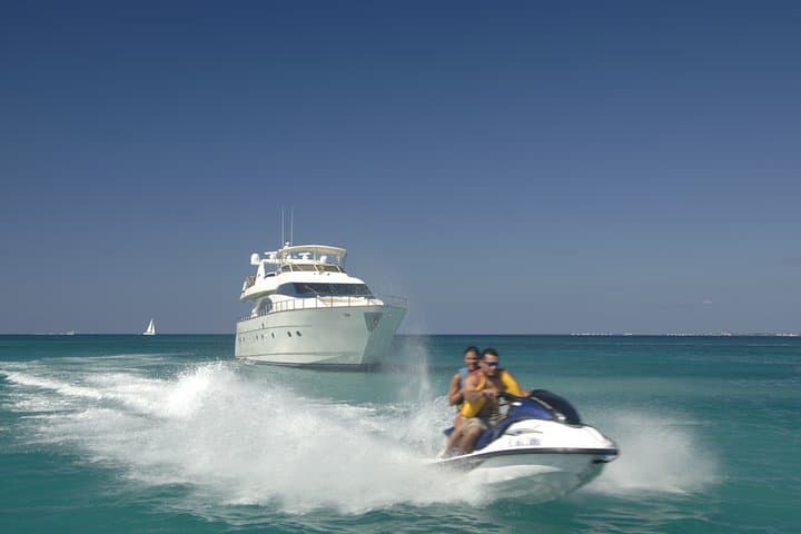 St Maarten Shore Excursion: Orient Bay & Maho Beach Half-Day Tour photo 4
