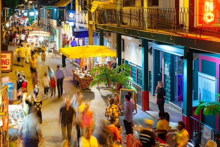 Private Custom St Maarten Nightlife Tour — Grand Case After-Dark Guide photo 6
