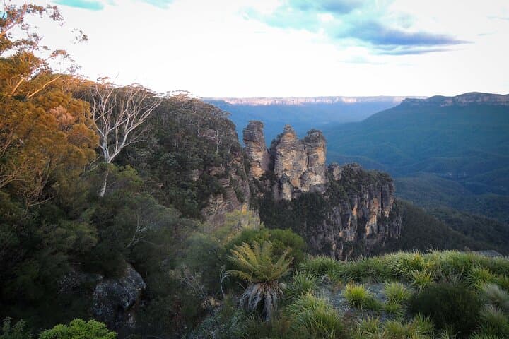 Blue Mountains Private Charter: Personalized Day Tours from Sydney to the Jamison Valley photo 3