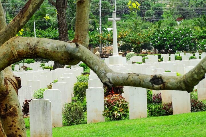 Culture of the Hills: 2-Day Kandy & Pinnawala Private Tour from Colombo photo 6