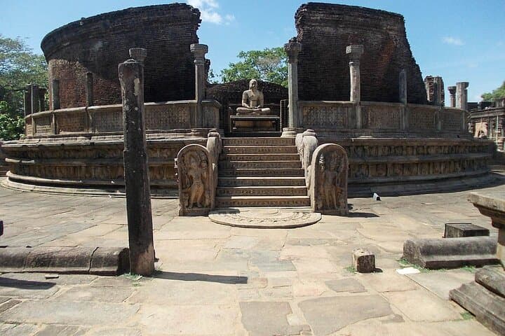 Ethos of Ceylon: Two-Day Cultural and Wildlife Loop from Kandy photo 6