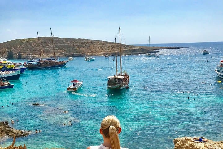 Private Boat Tour and Snorkeling Blue Lagoon and Comino photo 4