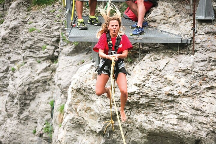 Grindelwald Canyon Swing from Interlaken: 90-Meter Jump over the Lütschine photo 3