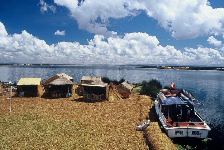 Exploring the Uros Floating Islands: Half-Day Boat Tour from Puno photo 4