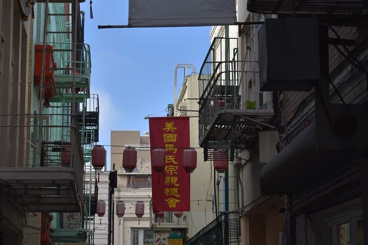 San Francisco Chinatown Food & History Walking Tour (Small Group) photo 6
