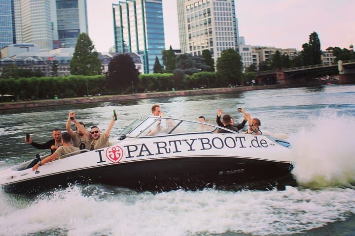 Frankfurt Jet Boat Tour on the Main — High-Speed Skyline Cruise photo 3