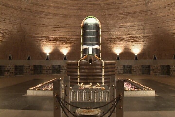 Isha Yoga Centre Coimbatore: Visit Adiyogi, Dhyanalinga & Lunch photo 5