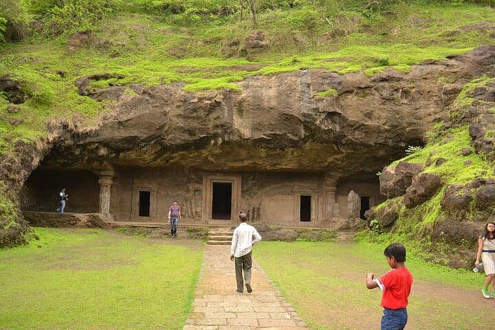 Elephanta Caves Heritage Ferry Excursion from Mumbai photo 2