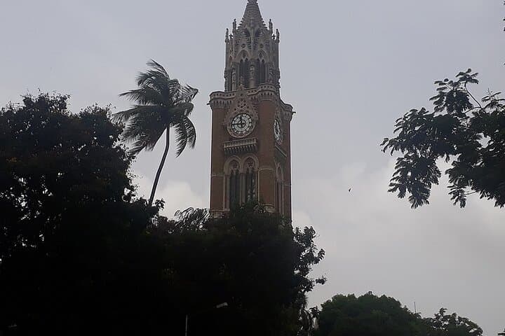 Early Morning Mumbai Bike Tour: Colaba Highlights & Heritage Ride photo 3