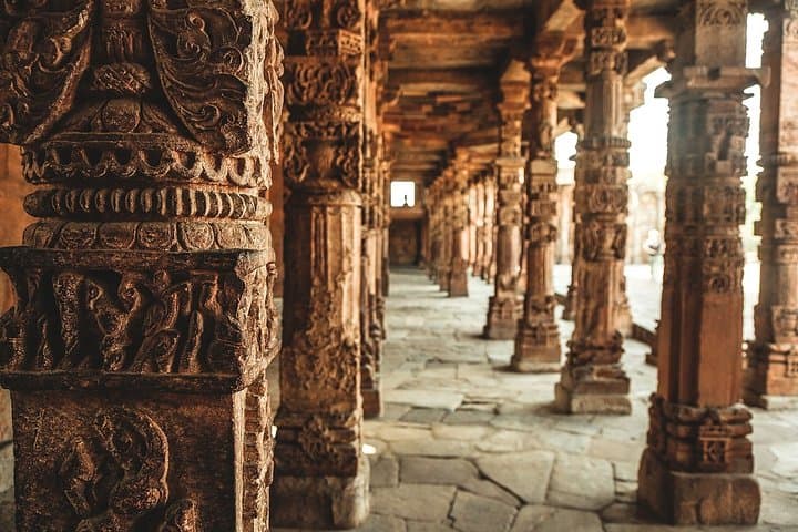 Guided Visit to Qutub Minar: Explore Delhi's 12th-Century Minaret & Ruins photo 3