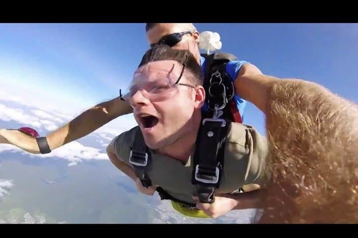 Tandem Skydive Over Cairns: Reef and Rainforest from 15,000 ft photo 6