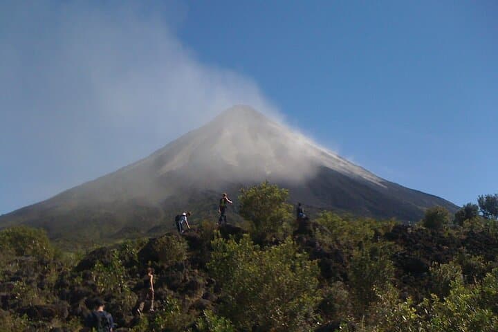 Arenal Volcano Lava Trails: Private Guided Hike Through Basaltic Flows