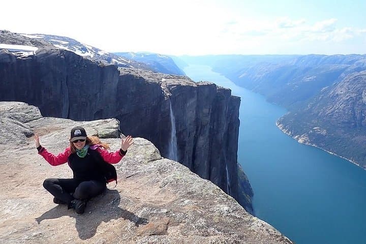 Guided Hike to Kjerag and Kjeragbolten — Lysefjord's Iconic Boulder Hike photo 3