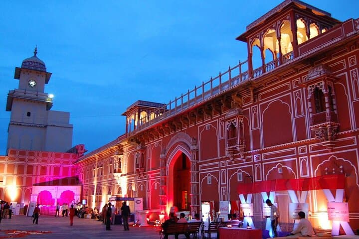 Same-Day Jaipur Tour from Delhi — Amer Fort, Hawa Mahal & Jal Mahal in One Day photo 3