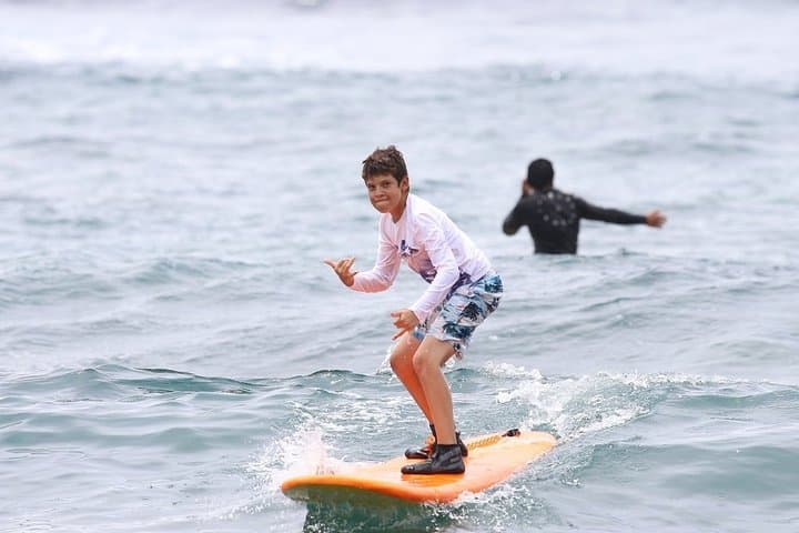 Private Surf Experience at Kahalu'u Beach Park — Learn on Kona's Gentle Reef Breaks photo 4
