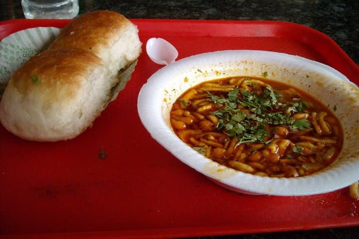 Pune Market Visit & Home Cooking Class: Hands-On Maharashtrian Cooking Experience photo 3