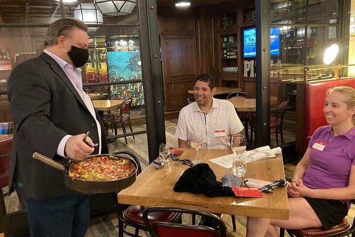Friday Night Pizza Crawl in River North: Deep-Dish, Neapolitan & Tavern-Style Pizza Walk