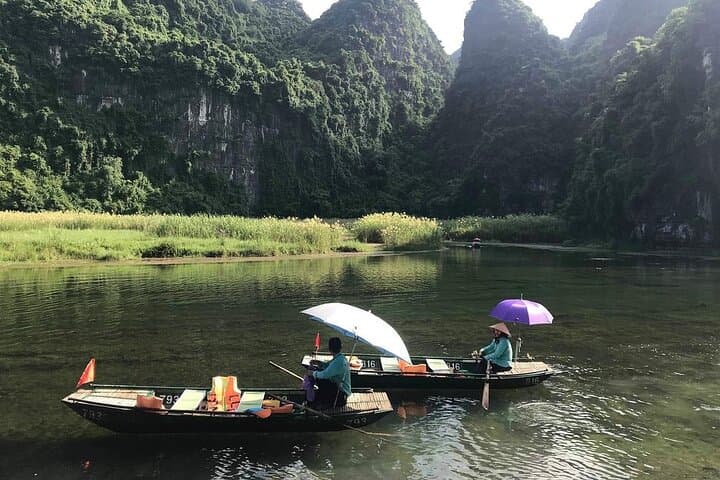 Trang An Grottoes & Bai Dinh Pagoda: Karst Cruise and Temple Day Tour from Hanoi photo 6