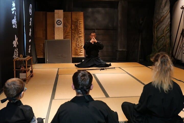 Tokyo Ninja Lesson: 1-Hour Hands-On Training with a Japanese Master