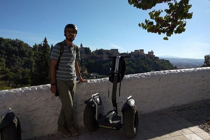 Granada Panoramic Segway Tour: Albaicín & Alhambra Views in 60 Minutes photo 6