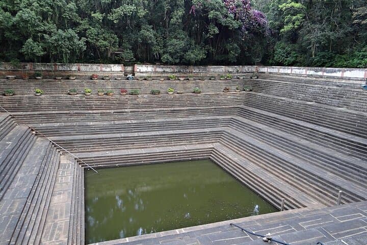 South Bangalore Biking Expedition: Sunrise Ride to Lalbagh, Temples & Food Street photo 3
