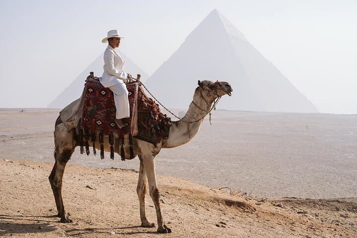 Exploring the Pyramids of Giza: Private Two-Day Cairo Tour photo 2