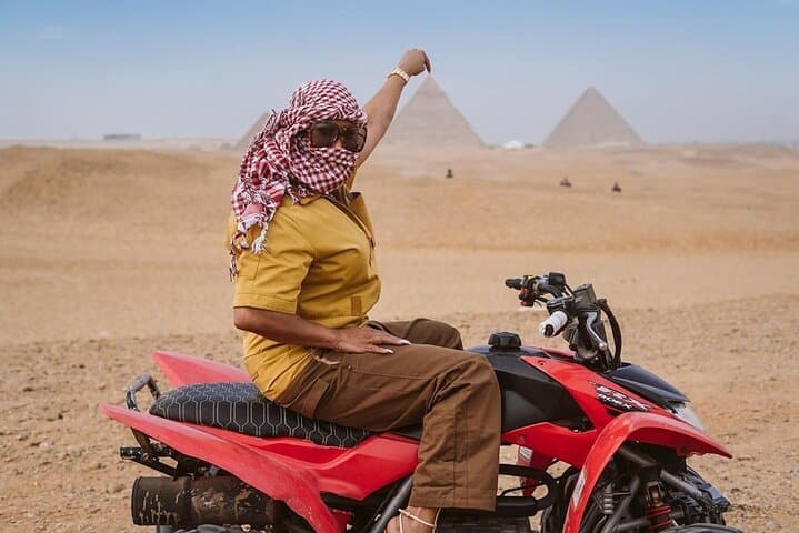 Exploring the Pyramids of Giza: Private Two-Day Cairo Tour photo 5