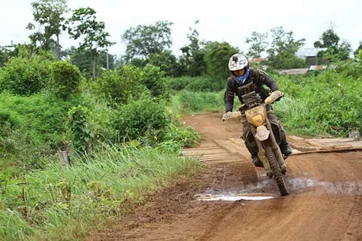 Full-Day Enduro Adventure Pattaya: Off-Road Dirt Bike Tour with Transfers photo 5