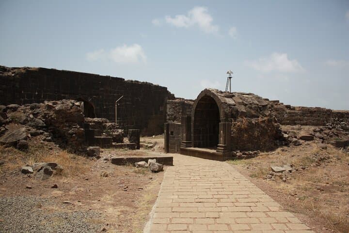 Alibag & Kashid Beach Day Trip from Mumbai: Kolaba Fort, Seaside Views & Coastal Escape photo 3