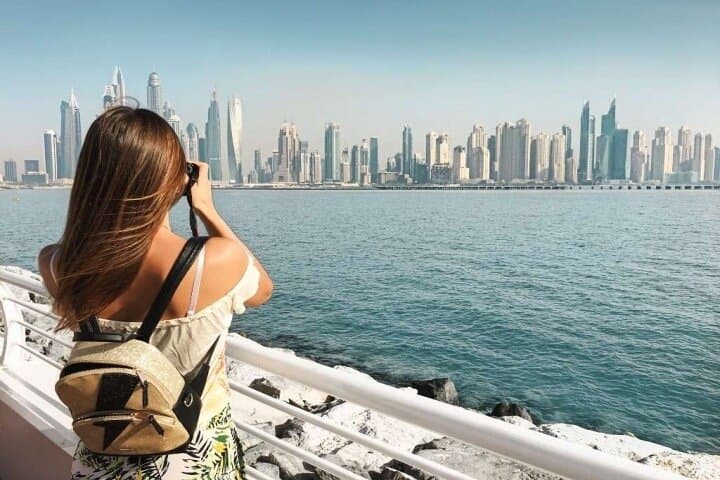 Half-Day Dubai City Tour — Old & New Dubai Sightseeing Guide