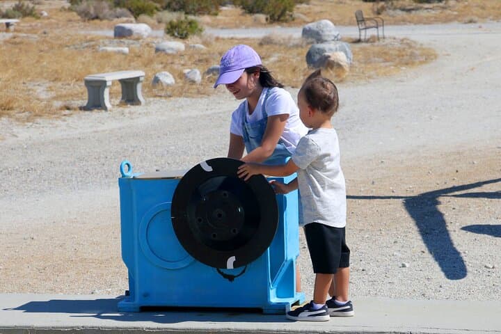 Palm Springs Windmill Tours: Self-Driving San Gorgonio Wind Farm Experience photo 6