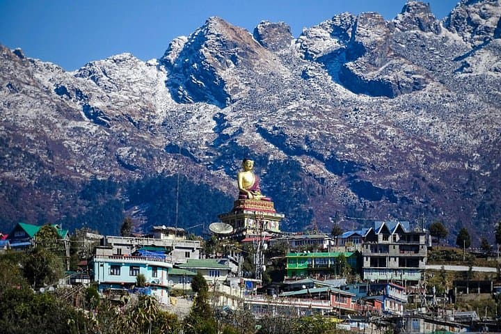 Tawang Day Tour: Sela Pass, Madhuri Lake & Monasteries by Car photo 3