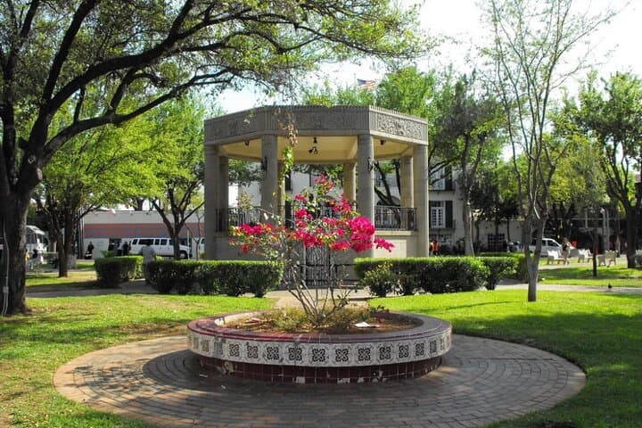 Laredo Self-Guided Scavenger Hunt: Urban History, Art & Riverfront Quest photo 4